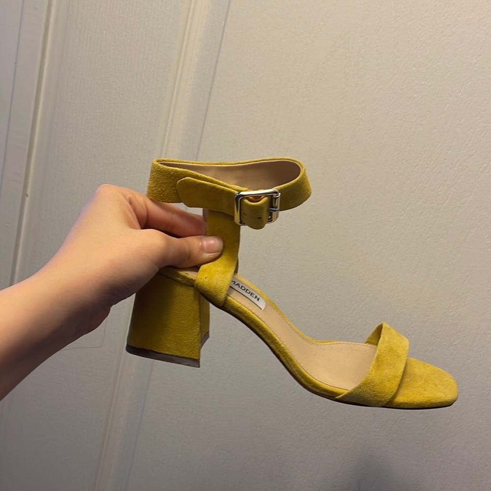 Steve Madden Mustard Yellow Kitten Heels